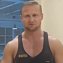 Знакомства: Олег, 40 лет, Тюмень