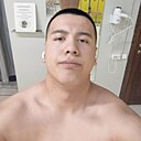 Знакомства: Комилов, 21 год, Екатеринбург