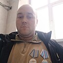 Знакомства: Данил, 33 года, Белово