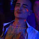 Знакомства: Дима, 21 год, Севастополь