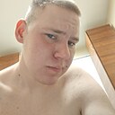 Знакомства: Макс, 20 лет, Евпатория