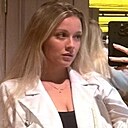 Знакомства: Даша, 21 год, Москва