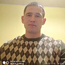 Знакомства: Дмитрий, 35 лет, Мосты