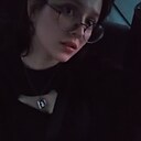 Знакомства: Ксюша, 19 лет, Екатеринбург