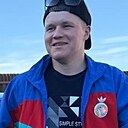 Знакомства: Максим, 21 год, Молодечно