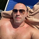 Знакомства: Гена, 33 года, Петропавловск-Камчатский