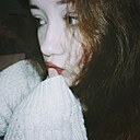 Знакомства: Ксения, 18 лет, Нижний Тагил