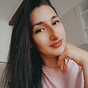 Знакомства: Madalina, 27 лет, București