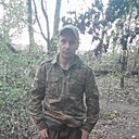 Знакомства: Юрий, 38 лет, Петрозаводск
