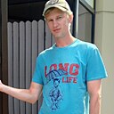 Знакомства: Иван, 31 год, Новомосковск