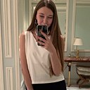 Знакомства: Юлия, 39 лет, Санкт-Петербург