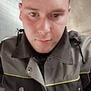 Знакомства: Женя, 22 года, Пермь