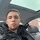 Знакомства: Кирилл, 22 года, Омск