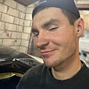 Знакомства: Роман, 21 год, Слуцк