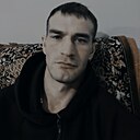 Знакомства: Макс, 29 лет, Степногорск