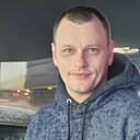 Знакомства: Денис, 33 года, Людиново