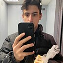 Знакомства: Данил, 25 лет, Москва