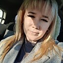 Знакомства: Анюта, 29 лет, Калачинск