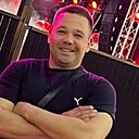 Знакомства: Макс, 32 года, Луганск