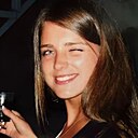 Знакомства: Анюта, 18 лет, Москва