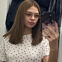 Знакомства: Алена, 21 год, Саратов