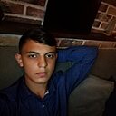 Знакомства: Ильмир, 25 лет, Набережные Челны