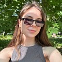 Знакомства: Виктория, 23 года, Москва