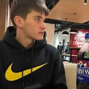 Знакомства: Макс, 21 год, Екатеринбург