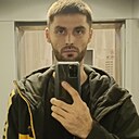 Знакомства: Виктор, 32 года, Новосибирск