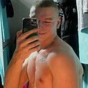 Знакомства: Артём, 22 года, Москва