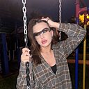 Знакомства: Рина, 20 лет, Москва