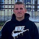 Знакомства: Виктор, 21 год, Кимовск