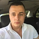 Знакомства: Максим, 32 года, Минск