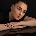 Знакомства: Виктория, 25 лет, Миллерово