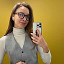 Знакомства: Аня, 28 лет, Миасс