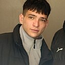 Знакомства: Максим, 21 год, Артем