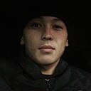Знакомства: Meirambek, 28 лет, Караганда