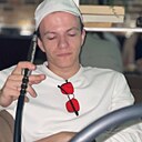 Знакомства: Денис, 22 года, Минск