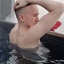 Знакомства: Илья, 29 лет, Екатеринбург