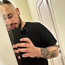 Знакомства: Андрей, 26 лет, Москва