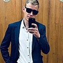 Знакомства: Валерий, 26 лет, Серпухов