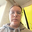 Знакомства: Лиза, 18 лет, Челябинск