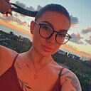 Знакомства: Анастасия, 27 лет, Адлер