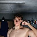 Знакомства: Егор, 19 лет, Ярославль