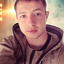 Знакомства: Анатолий, 33 года, Магадан