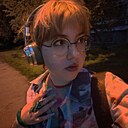 Знакомства: Маша, 18 лет, Санкт-Петербург