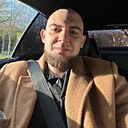 Знакомства: Владислав, 26 лет, Тюмень