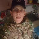 Знакомства: Кирилл, 22 года, Азов