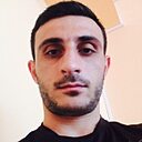 Знакомства: Артем, 33 года, Курск