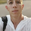 Знакомства: Денис, 25 лет, Кропивницкий